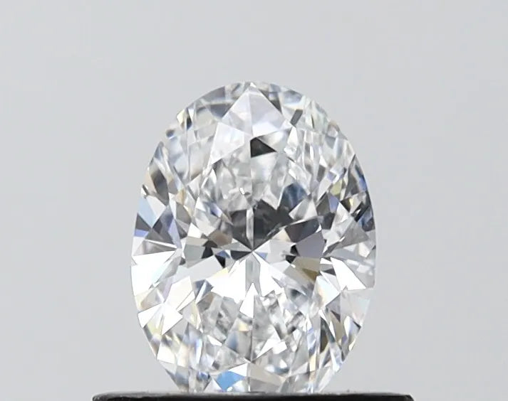 0.70ct Oval Lab Grown Diamond (Colour D, Clarity VVS2, IGI Certified)