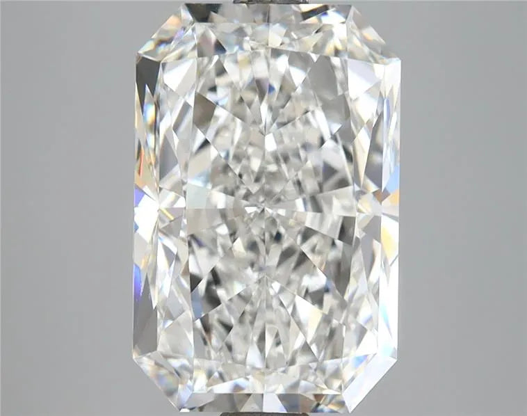 5.04ct Radiant Lab Grown Diamond (Colour F, Clarity VVS2, IGI Certified)