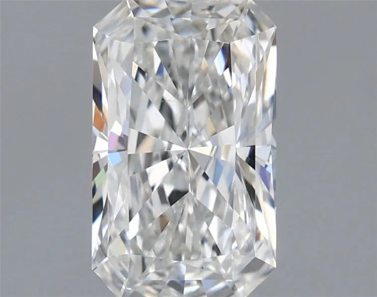 1.78ct Radiant Lab Grown Diamond (Colour E, Clarity VVS2, IGI Certified)