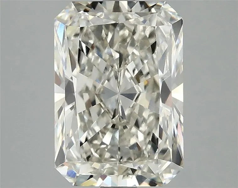 3.04ct Radiant Lab Grown Diamond (Colour H, Clarity VS1, IGI Certified)