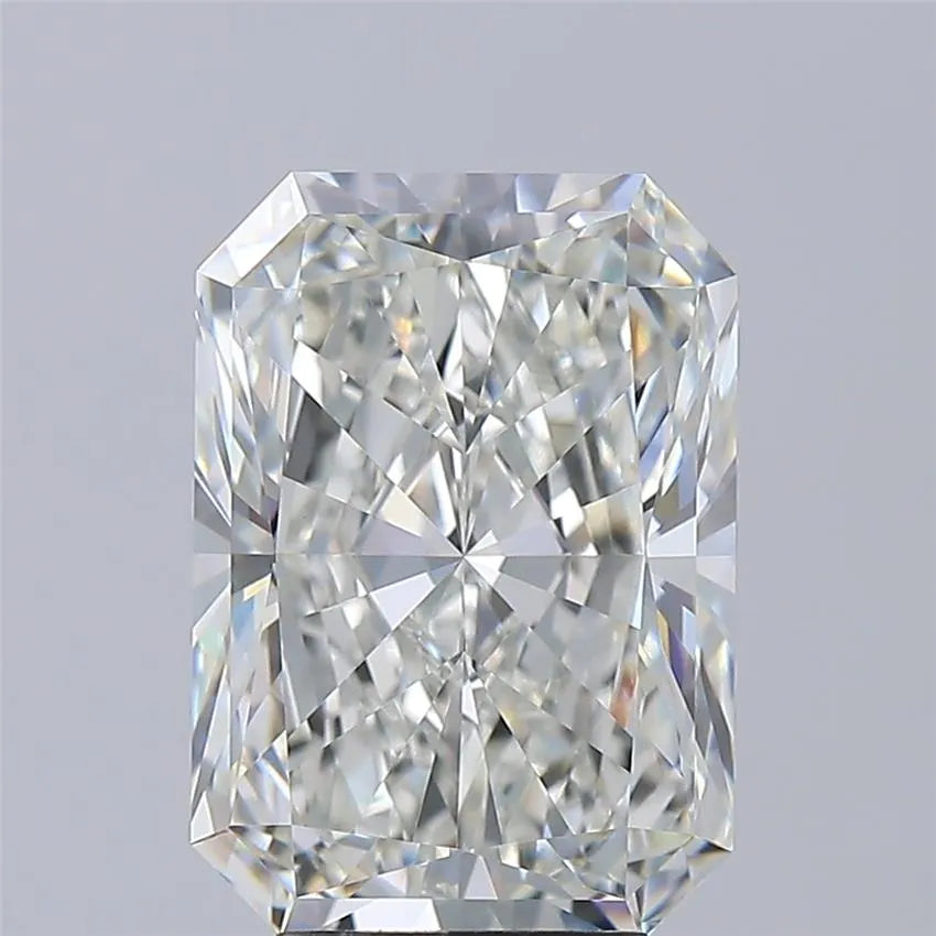 5.04ct Radiant Lab Grown Diamond (Colour F, Clarity VVS2, IGI Certified)