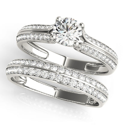 Xylomelum Multirow Engagement Ring - On Set